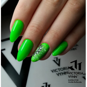 058 Totally Green Gel polish 8ml VICTORIA VYNN 2
