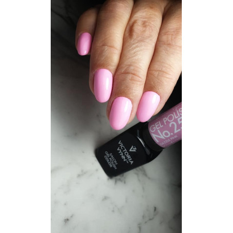 251 Dazzle Pink Gel polish 8ml VICTORIA VYNN