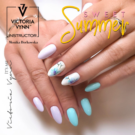 202 Real Ivory Gel polish 8ml VICTORIA VYNN
