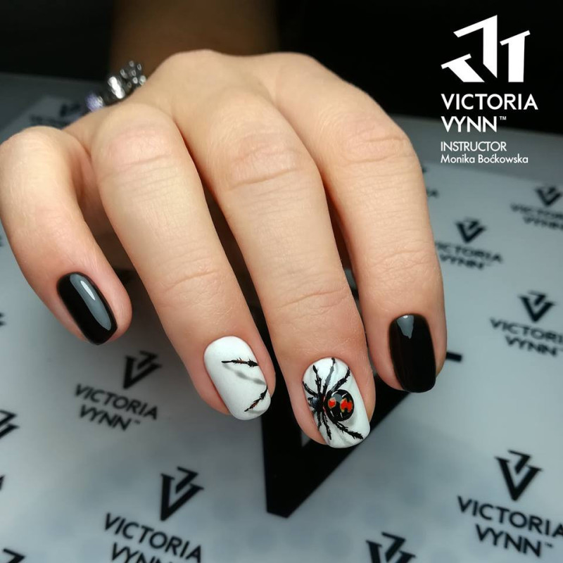 202 Real Ivory Gel polish 8ml VICTORIA VYNN-Online-Shop-Double Beauty Shop