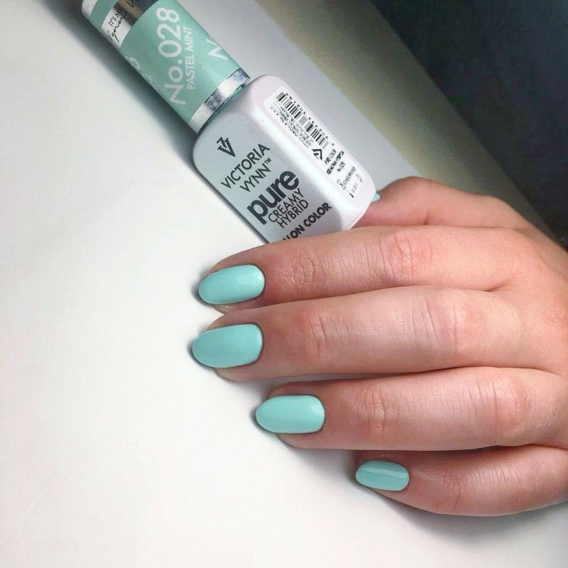 028 Pastel Mint — Gel polish Pure Creamy 8ml VICTORIA VYNN-Online-Shop-Double Beauty Shop