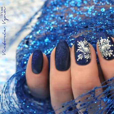 066 Night Watch — Gel polish Pure Creamy 8ml VICTORIA VYNN