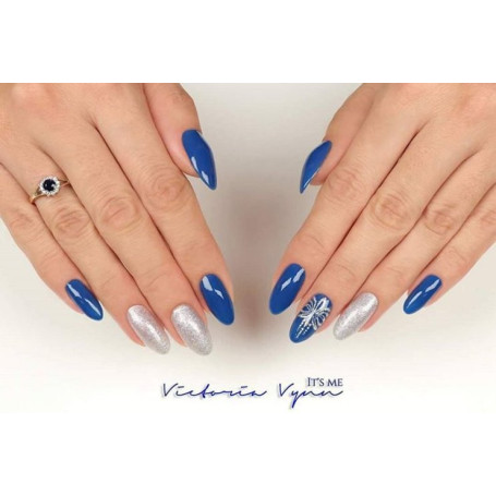 143 Magical Silver — Gel polish Pure Creamy 8ml VICTORIA VYNN