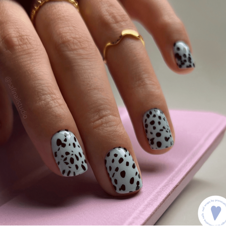 Nagelfolie Blue gepard - Nail Wraps by provocative nails & safinailstudio