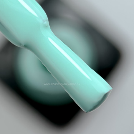 196 Mint Candy Gel polish 8ml VICTORIA VYNN