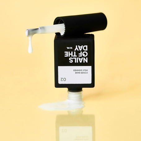 02 MILK Shimmer - Cover Base Coat 10ml NAILS OF THE DAY