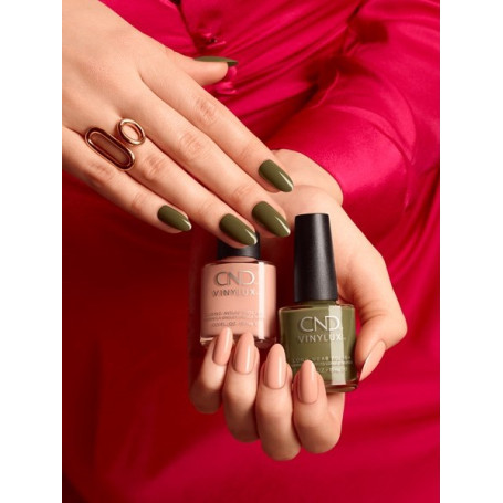 327 Cap & Gown - Nagellack 15ml CND VINYLUX