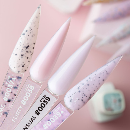 0039A Different - Cover Base Coat 12ml DNKa