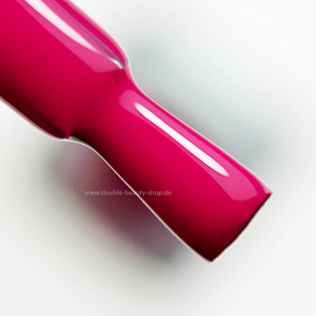 215 Dawn in Vienna — Gel polish Pure Creamy 8ml VICTORIA VYNN