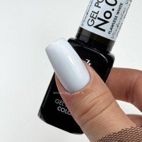 001 Flawless White Gel polish 8ml VICTORIA VYNN 2