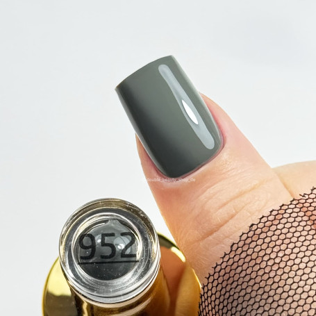 952 - UV Nagellack ohne Hema 8ml MAKEAR