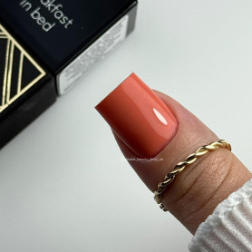 BREAKFAST IN BED - UV Nagellack 7ml ECLAIR