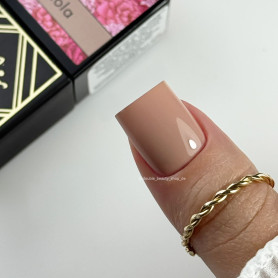 LOLA - UV Nagellack 7ml ECLAIR 2