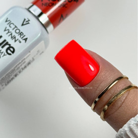 204 Neon Chic — Gel polish Pure Creamy 8ml VICTORIA VYNN