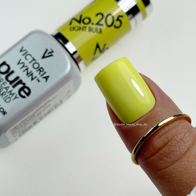 205 Light Bulb — Gel polish Pure Creamy 8ml VICTORIA VYNN