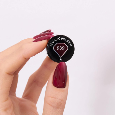939 90s Rich - UV Nagellack 7ml Semilac